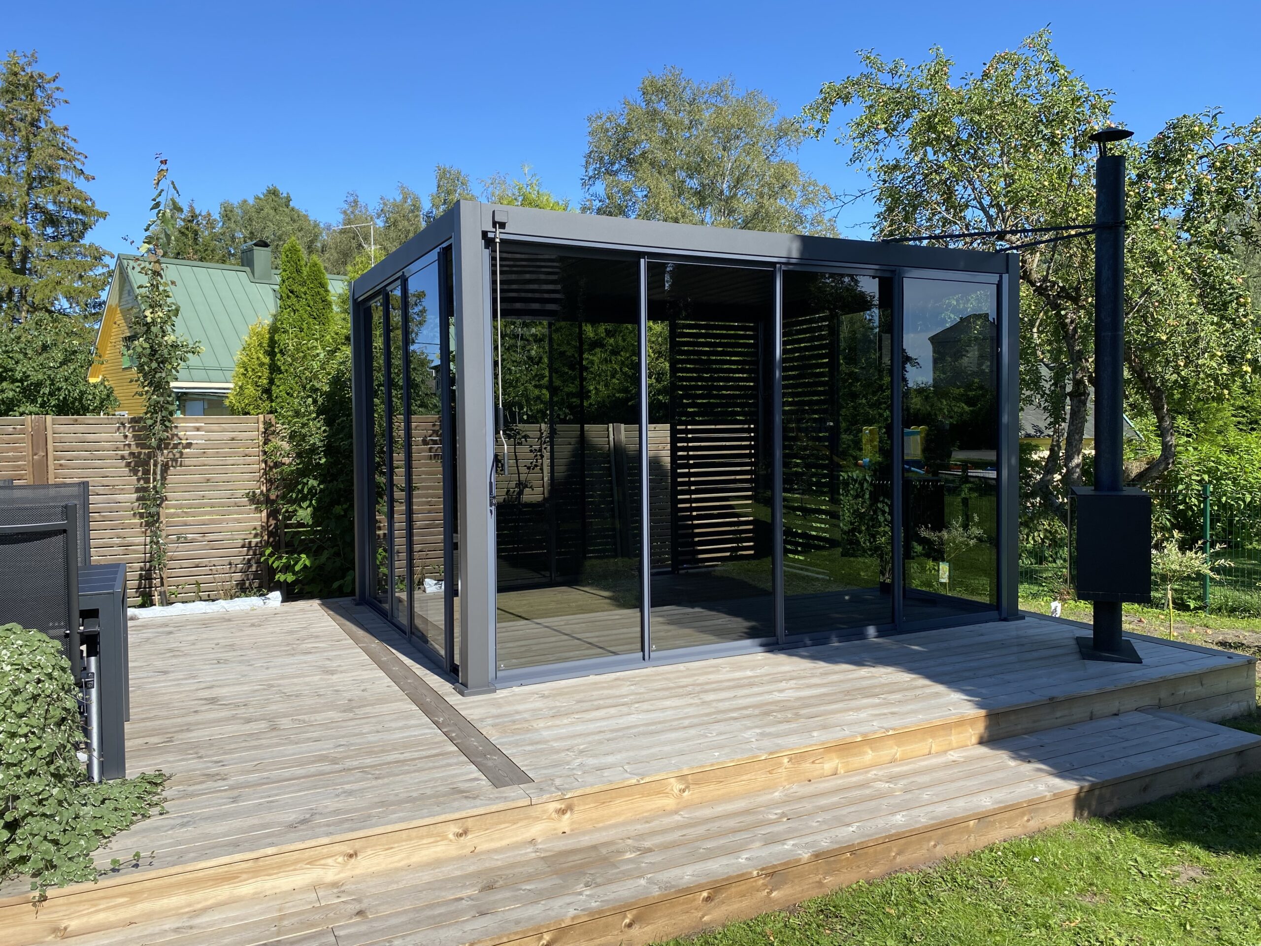 How terrace glasses transforms the shelter into the perfect relaxation area