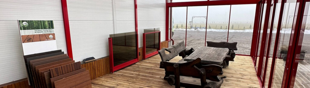 Sample conservatory with terrace glass
