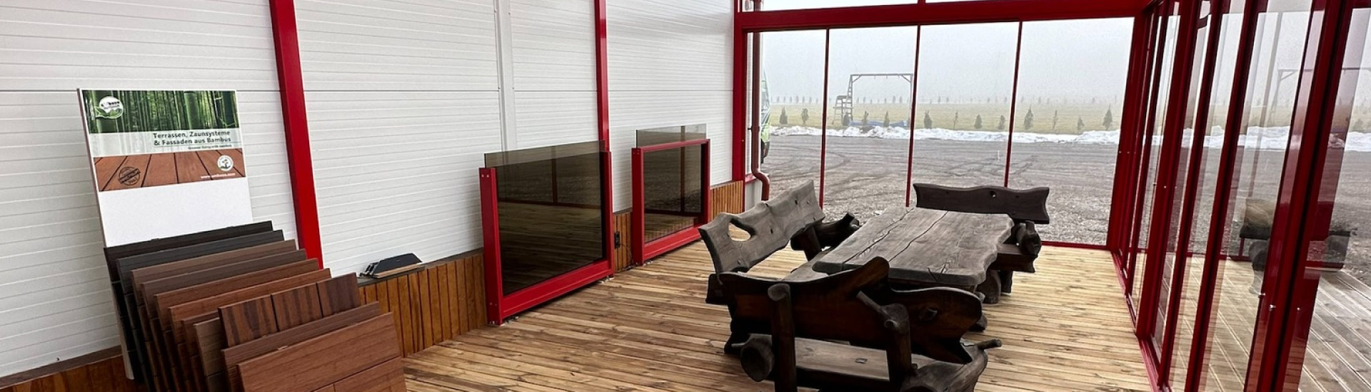 Sample conservatory with terrace glass